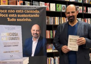 “Ambiciosa, Não Exausta” entra para a lista de mais vendidos e autor leva debate ao aEmpreendedora Experience, em Curitiba.